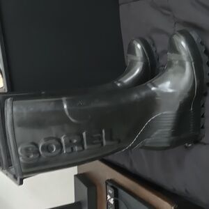 Womans Sorel Tall Joan Gloss Black Rain  Size 7.5